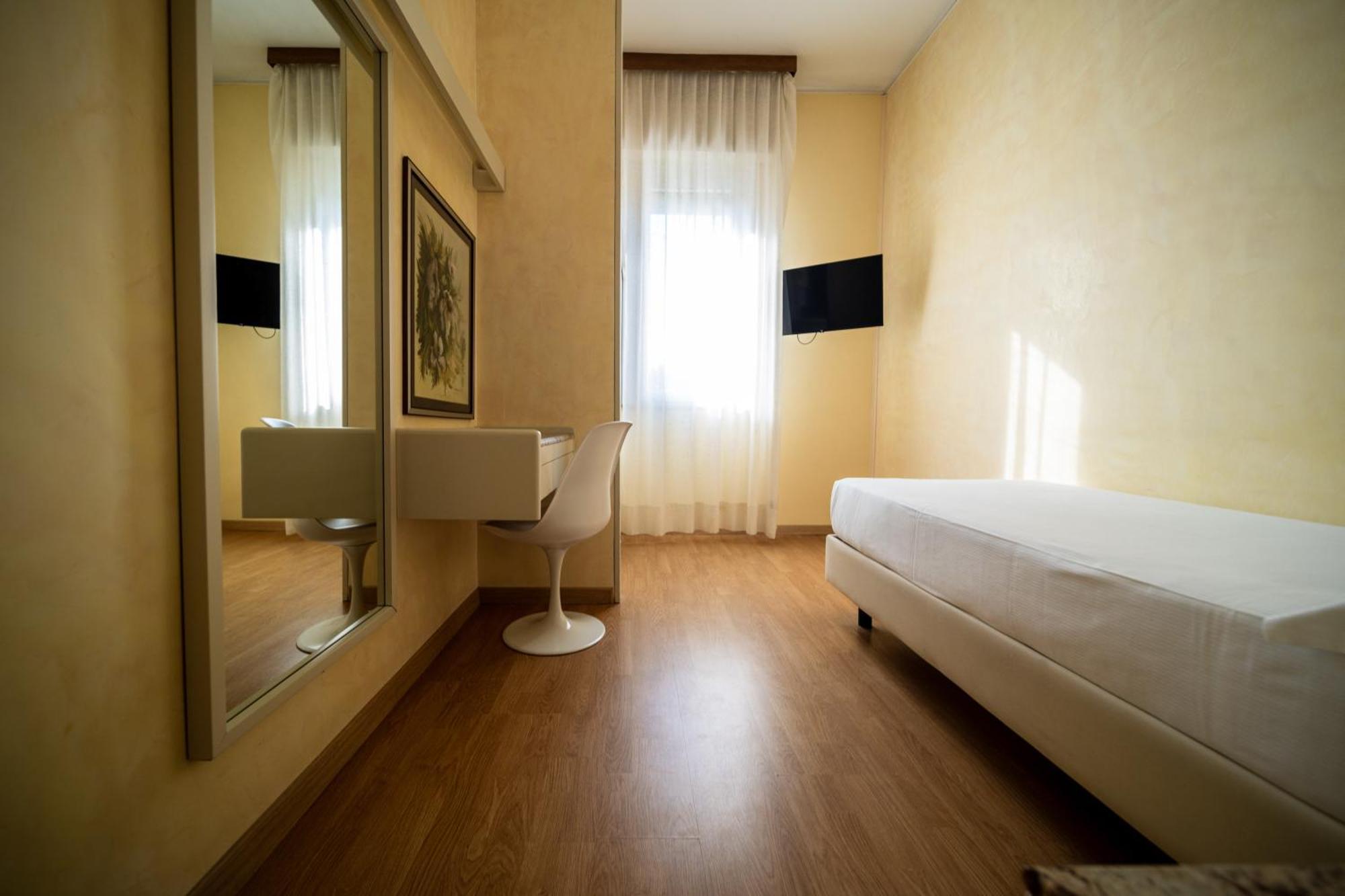 Hotel Rosabianca Rimini Exterior foto