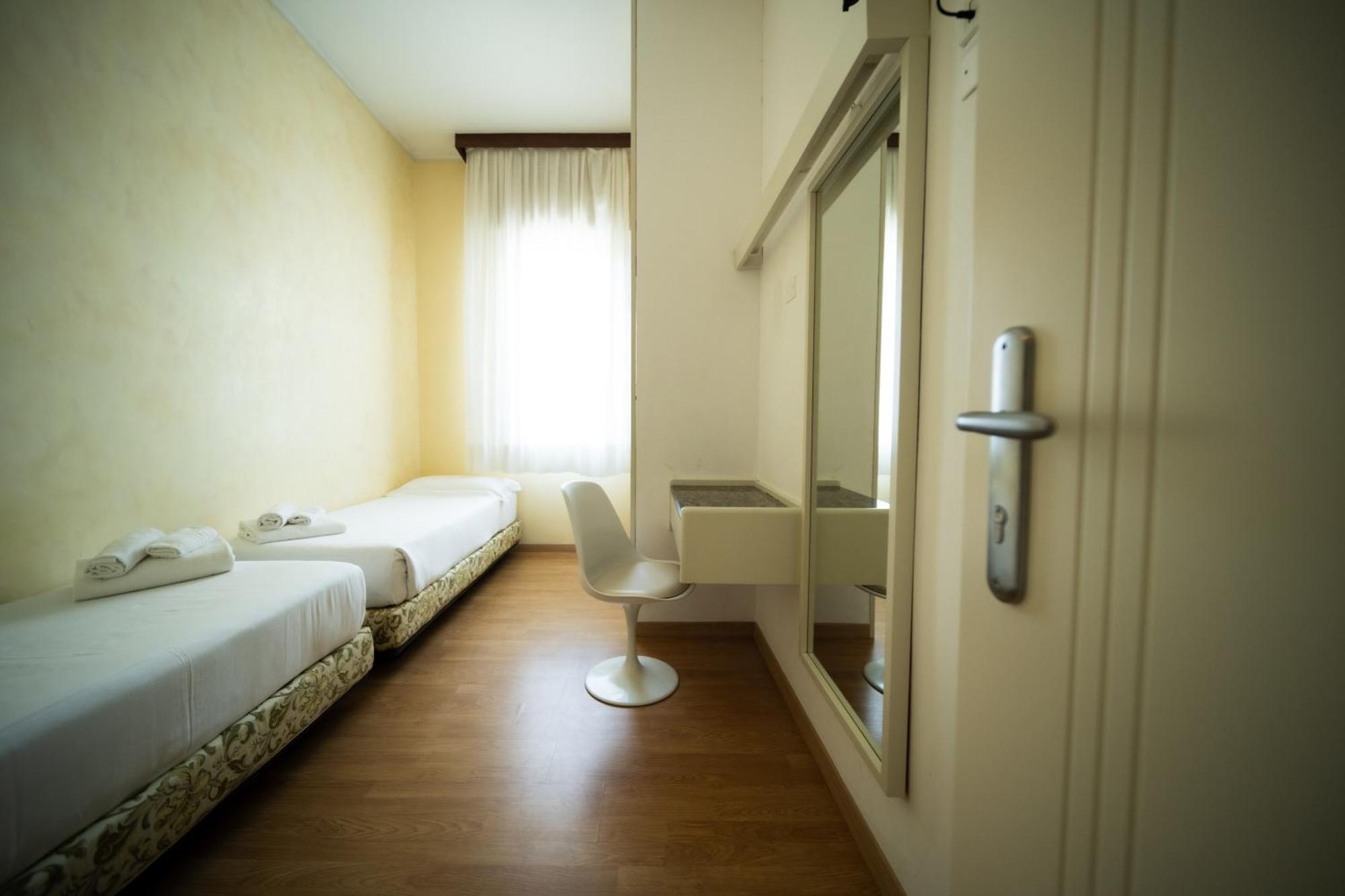 Hotel Rosabianca Rimini Exterior foto